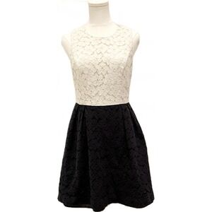 Shoshanna Anthropologie Size 6 Lace Fit Flare Cocktail Dress Black White Wedding